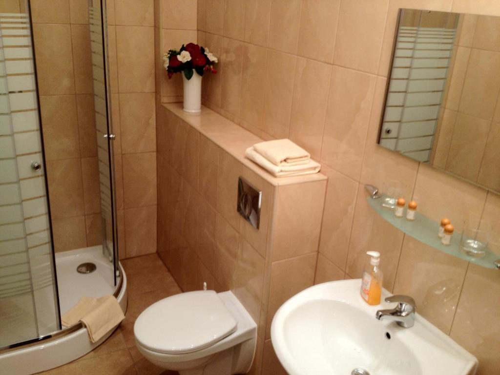 Baerliner Pension Berlin Dış mekan fotoğraf